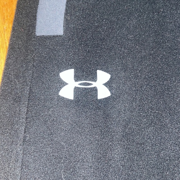 Small Under Armour Men’s Sweatpants - Picture 3 of 4
